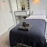 Designer Im Landhausstil *